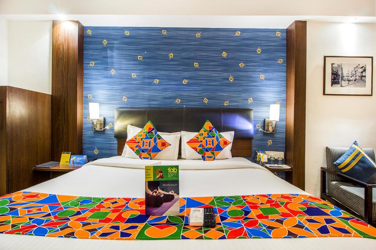 Hotel Fabexpress Kalyan - Nr Dairy Dan Circle Vadodara Zewnętrze zdjęcie